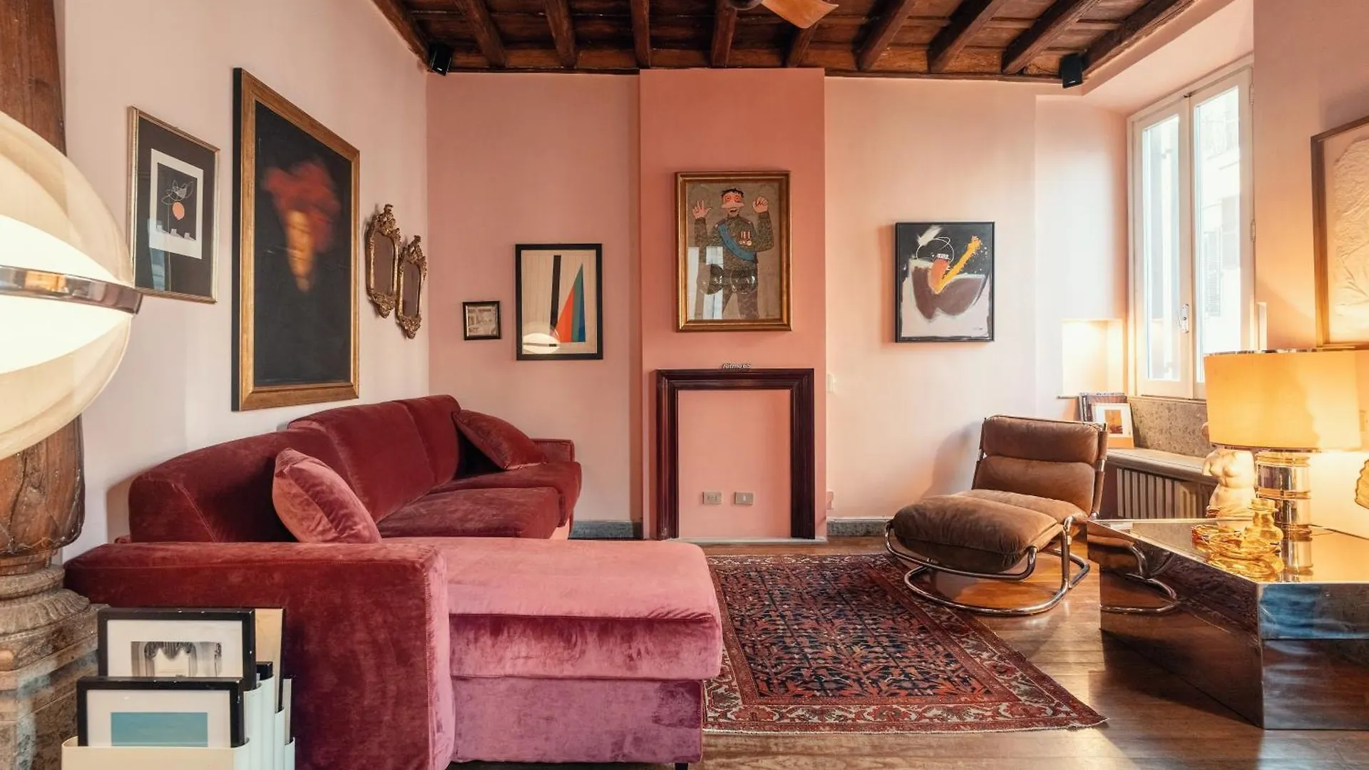 Charme Apt In Piazza Monti Rome Apartment