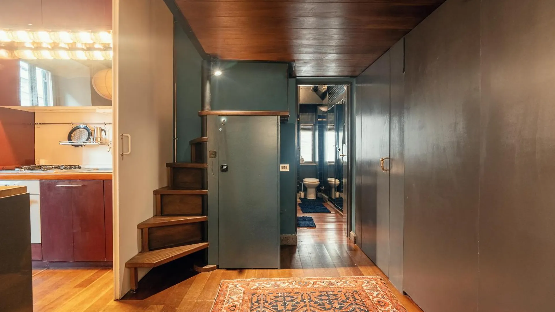 Charme Apt In Piazza Monti Rome