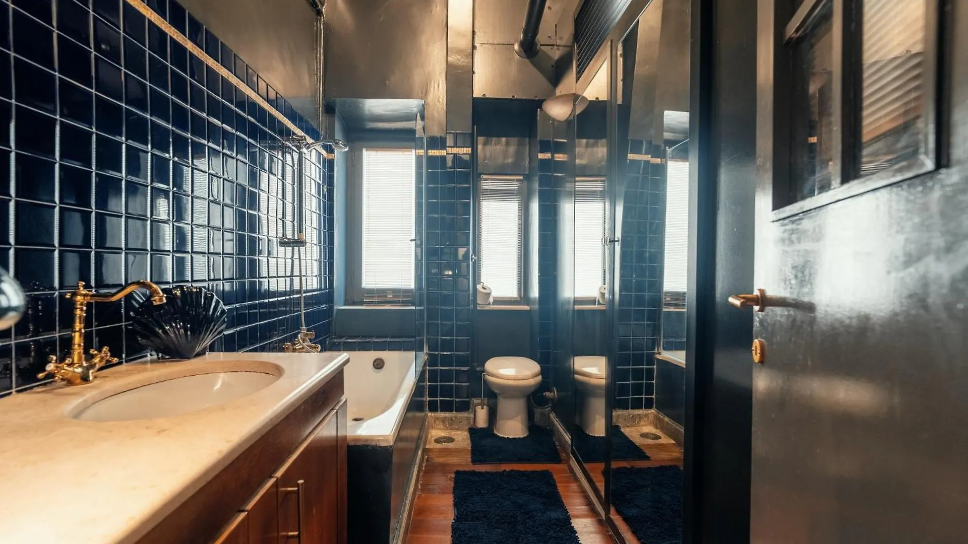 Charme Apt In Piazza Monti 罗马 0*,